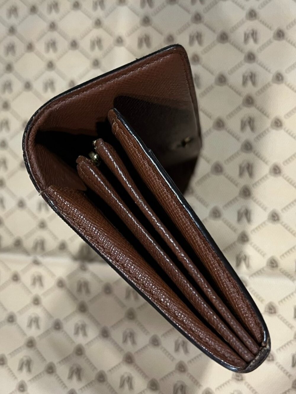 Authentic Louis Vuitton Vintage Leather LV Monogram Brown Sarah Long Wallet - Picture 5 of 5